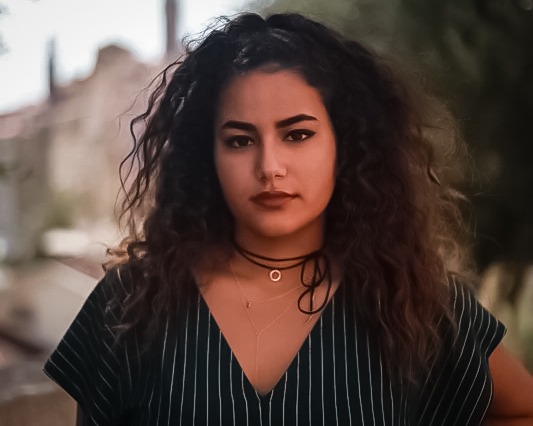 Rencontre avec Hayat Aljowaily, cinéaste.
